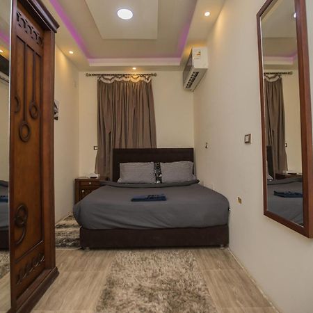 Kafret el-Gabal Cairo Pyramids View Inn חדר תמונה