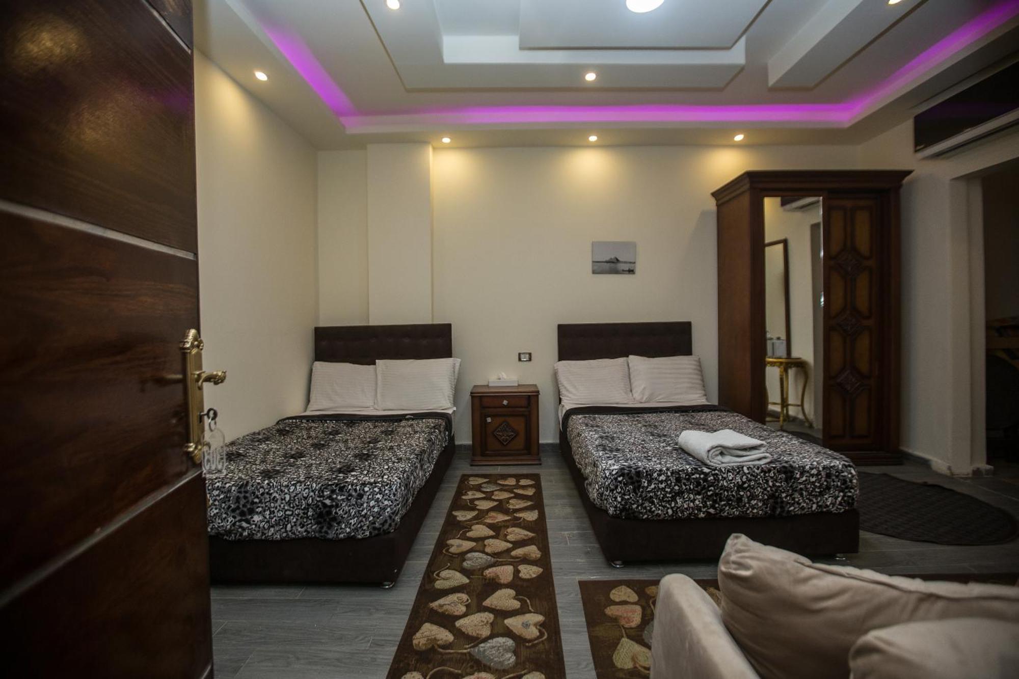Kafret el-Gabal Cairo Pyramids View Inn חדר תמונה